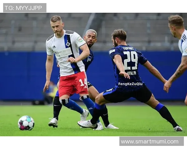 机兵工厂与波尔塔瓦的激烈对决解析及赛季前景展望 机兵工厂与波尔塔瓦的激烈对决解析及赛季前景展望
